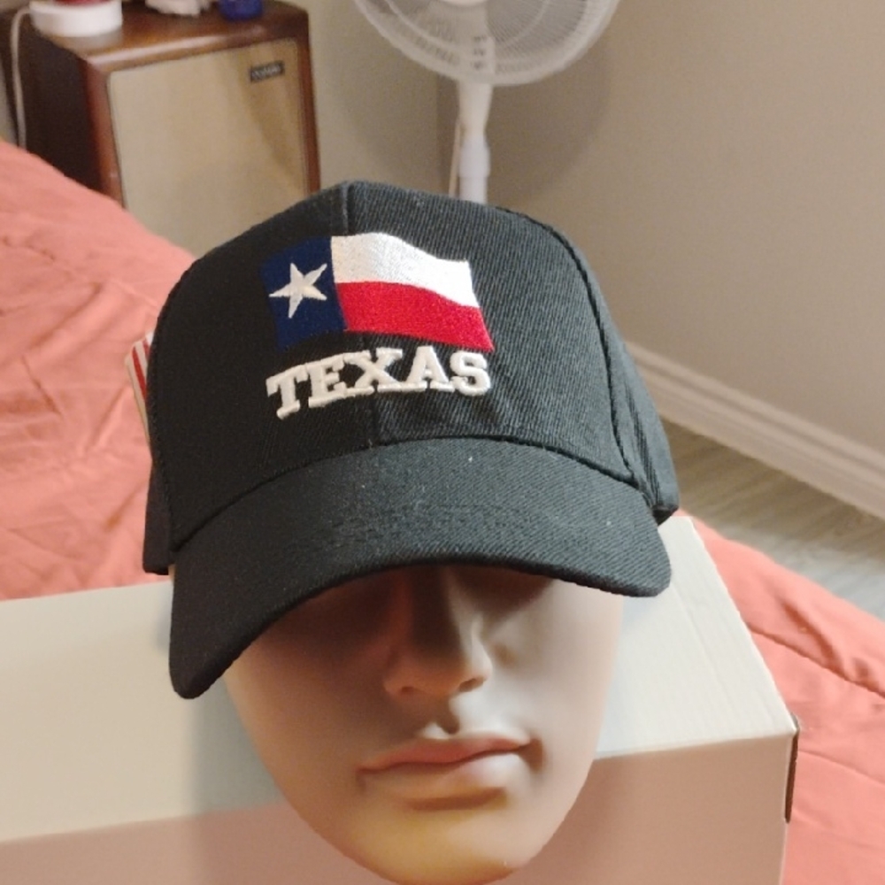 Black Texas Cap